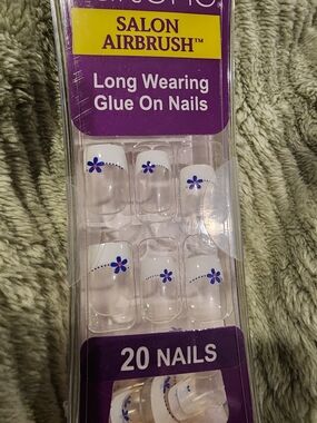 Nailene - Glue On Nails